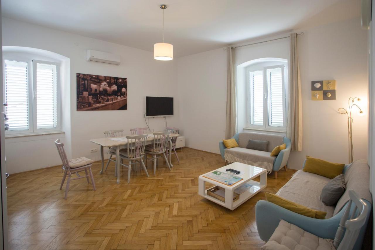 Town Place Apartment 스플리트 외부 사진